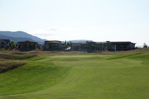 Tobiano 4th Approach